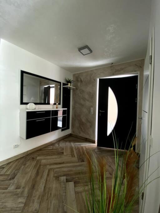 Villa Mit Pool Siegburg Ngoại thất bức ảnh