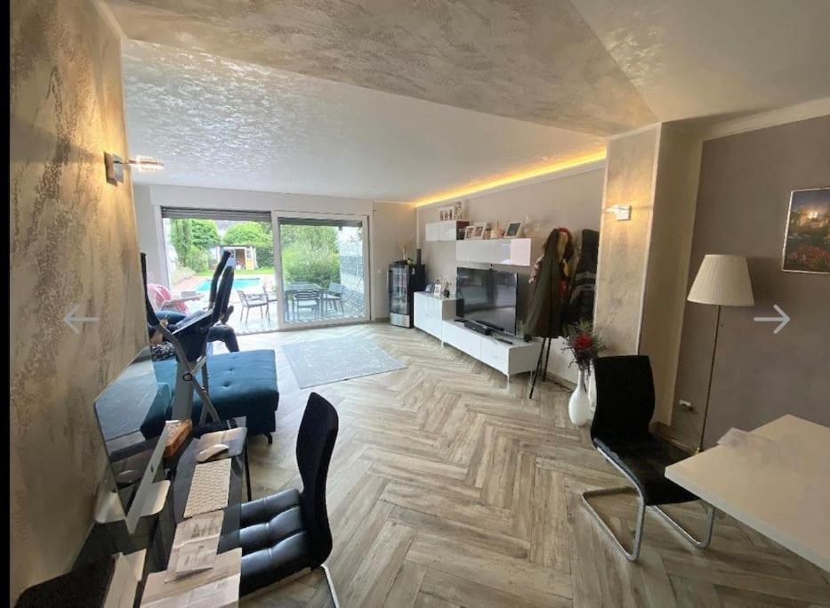 Villa Mit Pool Siegburg Ngoại thất bức ảnh